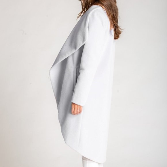 Brand New Faux Waterfall Collar Coat (Sizes 12, 16) - Picture 3 of 5